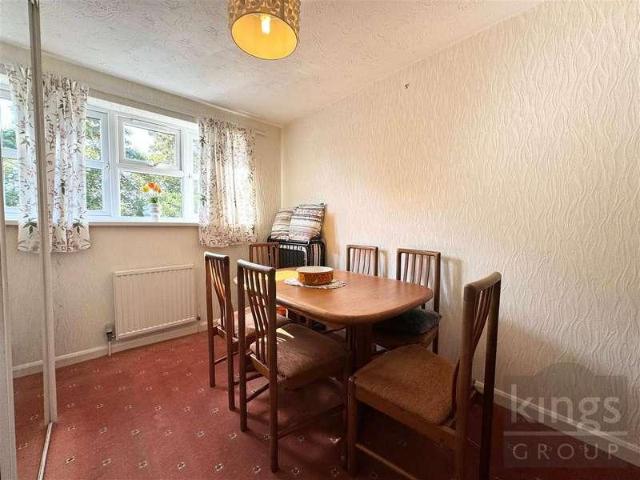 Flat for sale in Meridian Park, East Hertfordshire