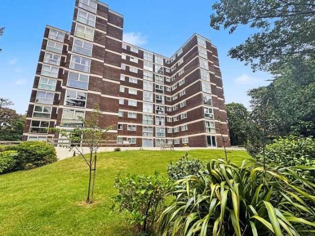 Flat for sale in Springbourne, Bournemouth