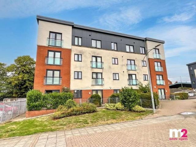 Flat for sale in Wales