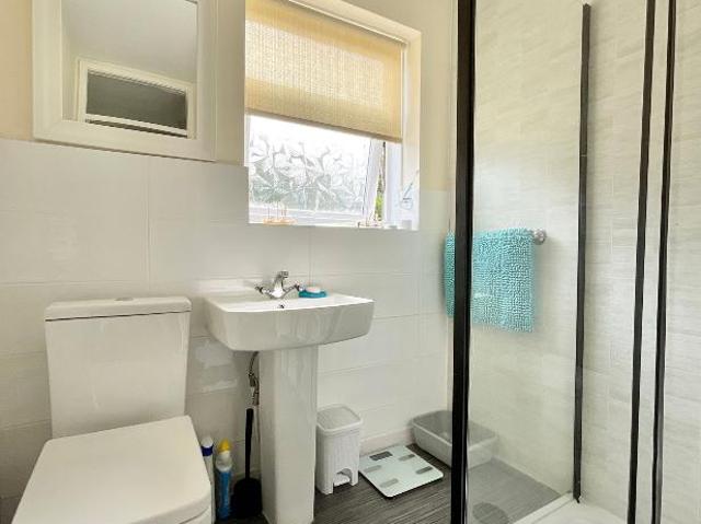 Flat for sale in Meols Cop, Southport