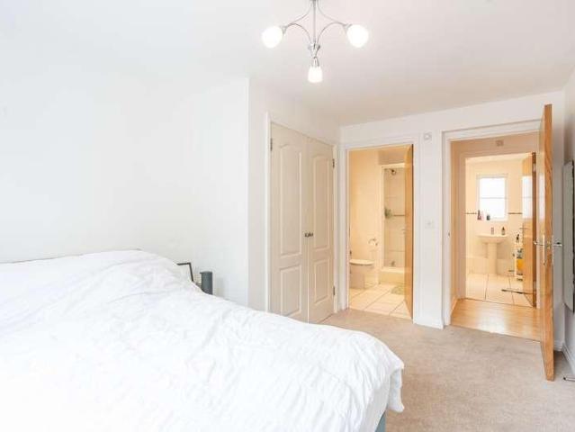 Flat for sale in St Thomas', The Slade