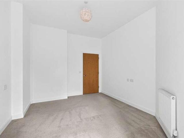 Flat for sale in Blackhills, Surrey