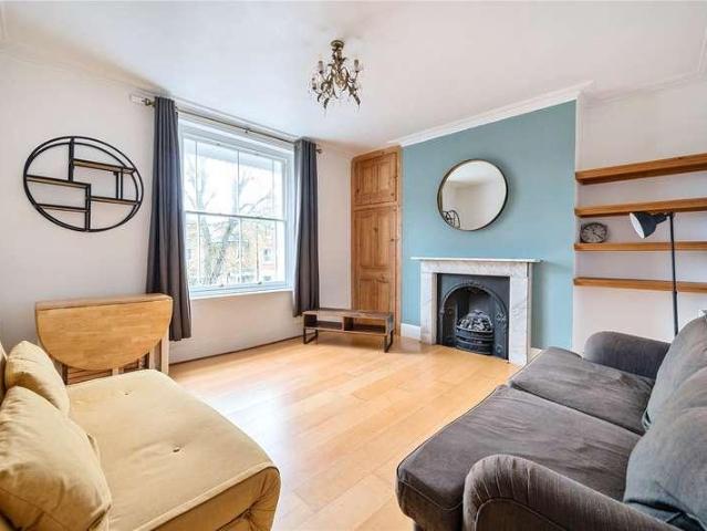 Flat for sale in Windsor, Clewer New Town