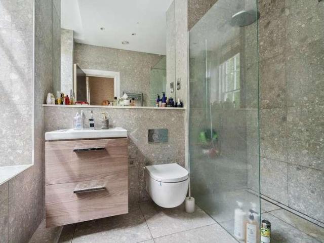 Flat for sale in Uxbridge, London Borough of Hillingdon