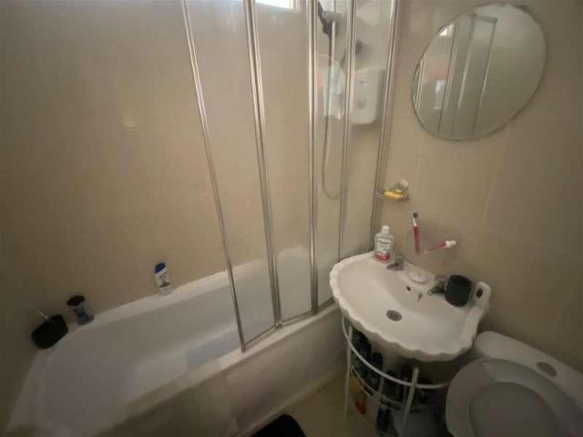 Flat for sale in Killingworth, North Tyneside