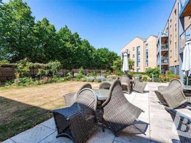 Flat for sale in Moulsham, Chelmsford