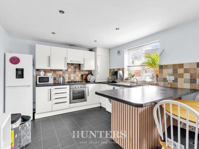 Flat for sale in Trub, Burnedge