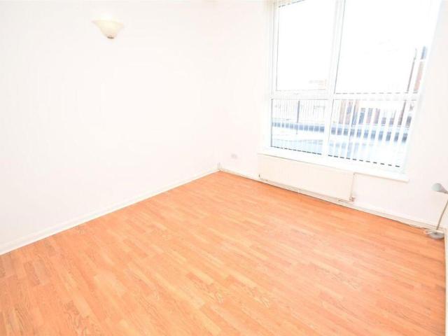 Flat for sale in Heswall, Wirral