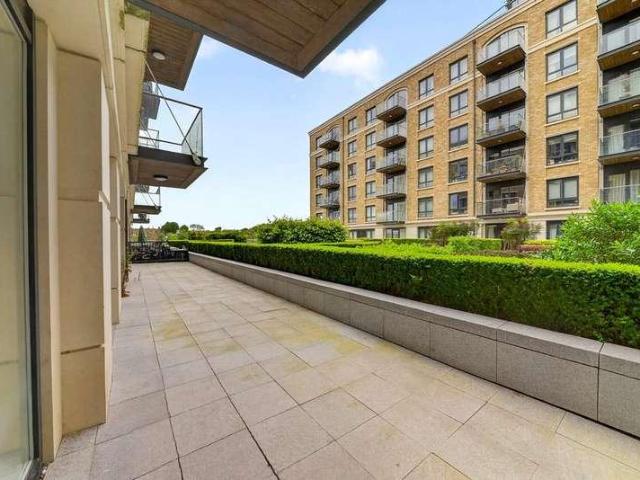 Flat for sale in Hammersmith, Greater London