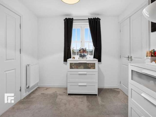 Flat for sale in Birchgrove, Cardiff