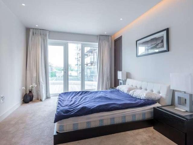 Flat for sale in Hammersmith, Greater London