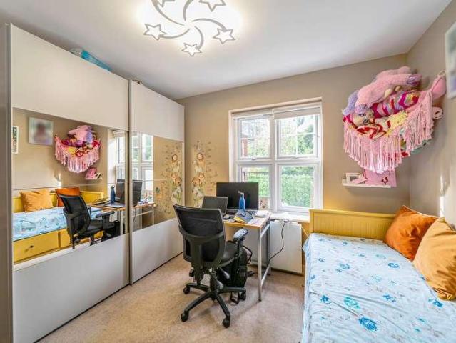 Flat for sale in North Watford, Watford