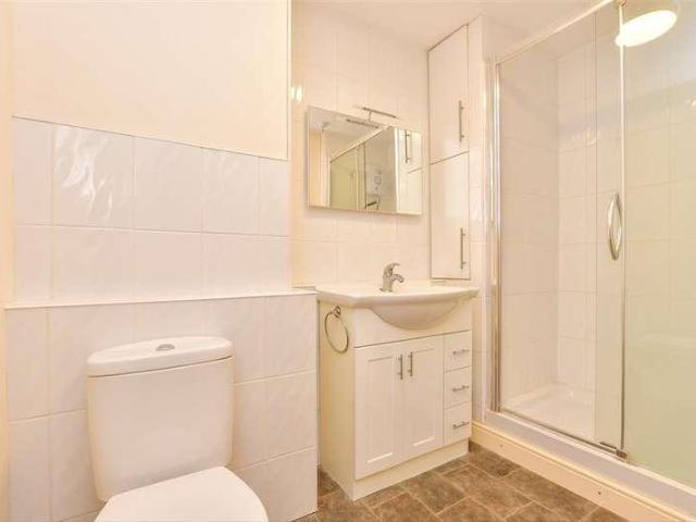 Flat for sale in Greater London
