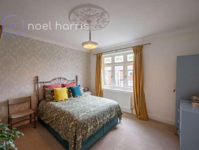 Flat for sale in High Heaton, Tyne And Wear