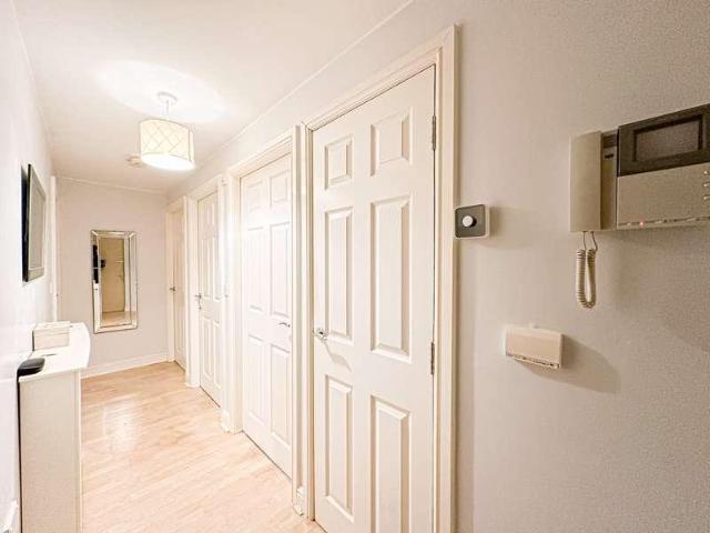Flat for sale in Oxton, Wirral