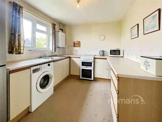 Flat for sale in Kings Worthy, Hampshire