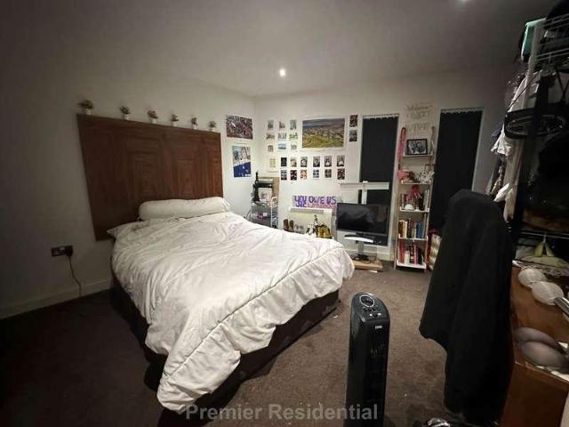 Flat for sale in City Centre, Georgia