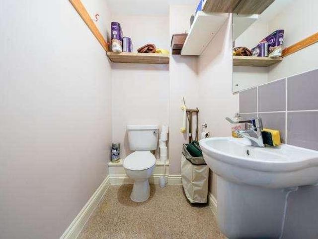 Flat for sale in The Slade, Oxfordshire