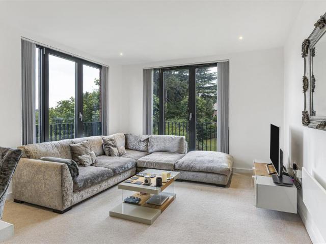 Flat for sale in Sutton Coldfield, West Midlands