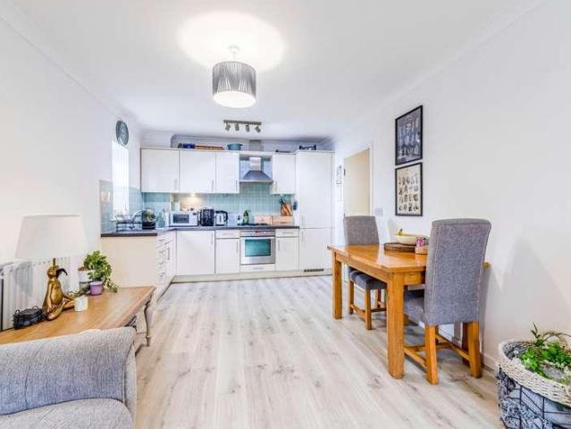 Flat for sale in Row Town, Surrey