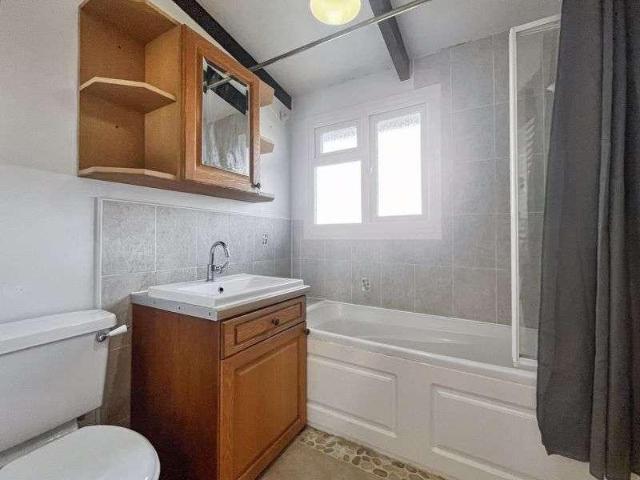 Flat for sale in Prestwood, Buckinghamshire