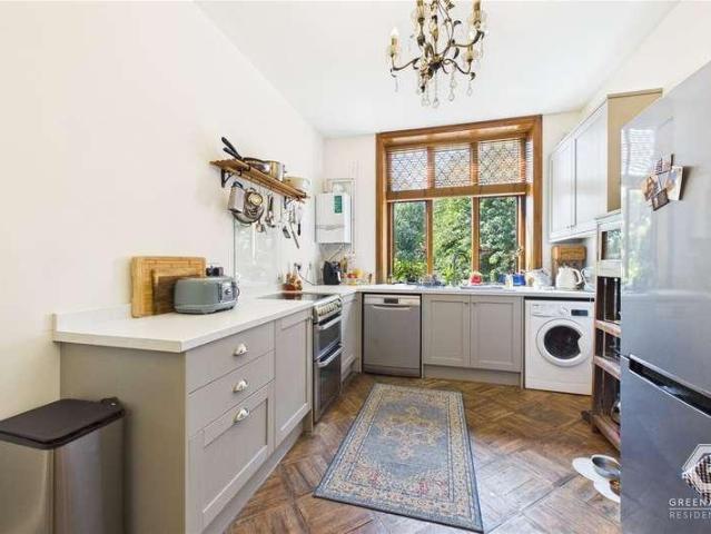 Flat for sale in Perryfields, West Sussex