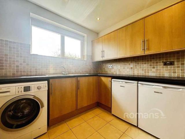 Flat for sale in St Marks, Maidenhead