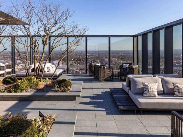 Flat for sale in E14, Cat Hill