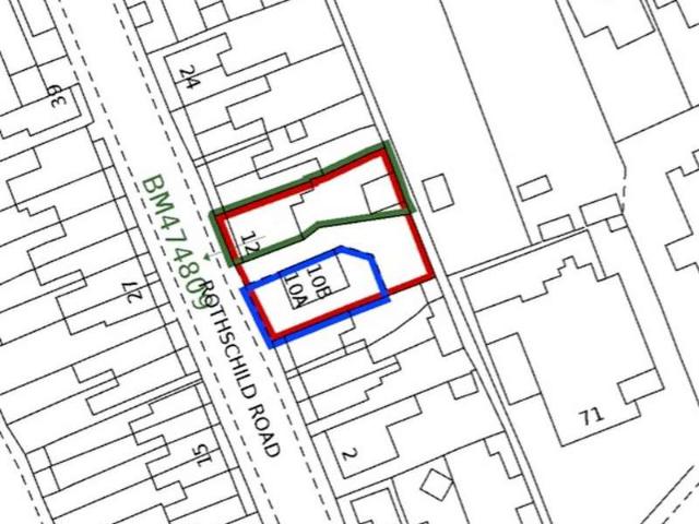 Flat for sale in Lower Ascott, Buckinghamshire