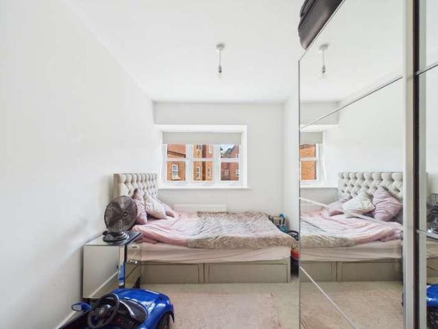 Flat for sale in Newell Green