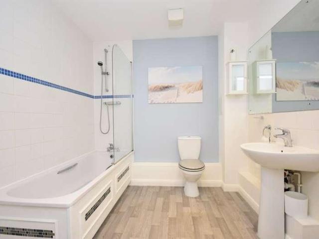 Flat for sale in Cliftonville West, Acol