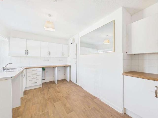 Flat for sale in Cawsand, Cornwall