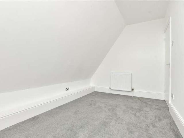 Flat for sale in Upton, Acol
