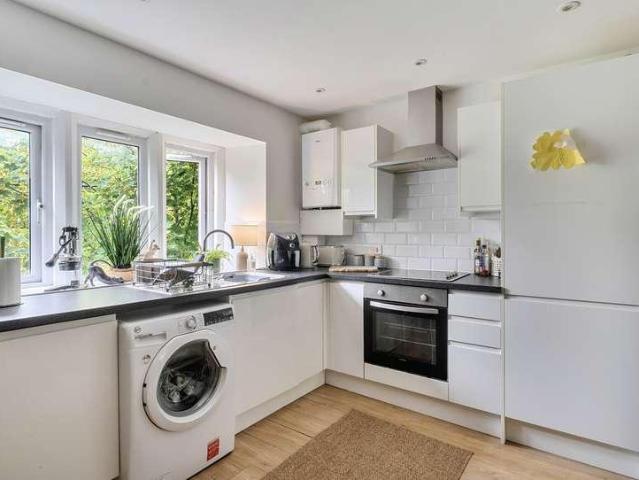 Flat for sale in School House, Gloucestershire