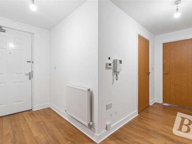 Flat for sale in Rush Green, Greater London