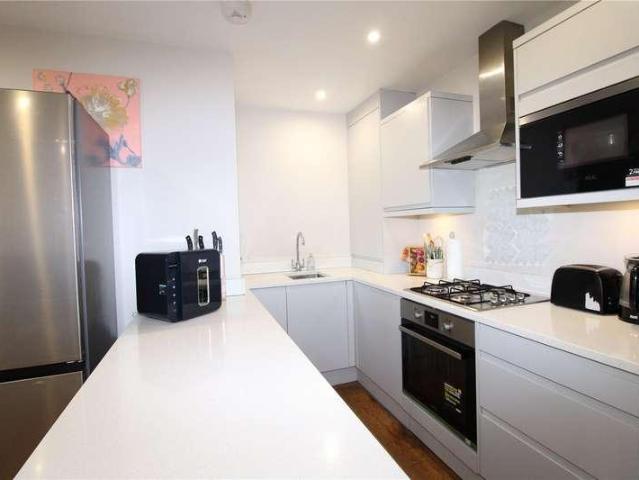 Flat for sale in Coulsdon, London Borough of Croydon
