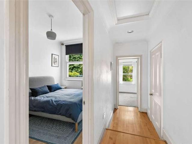 Flat for sale in Highbury, Greater London