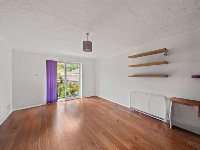 Flat for sale in Greater London