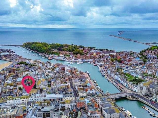 Flat for sale in Weymouth, East Dorset