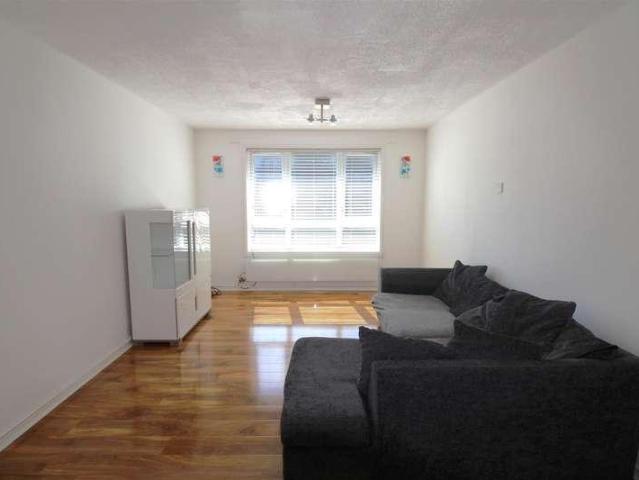 Flat for sale in Cheetham Hill, Manchester