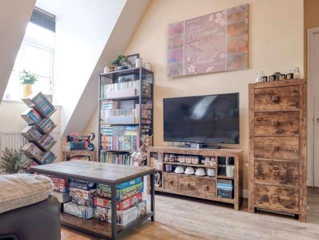 Flat for sale in Shirley, West Midlands