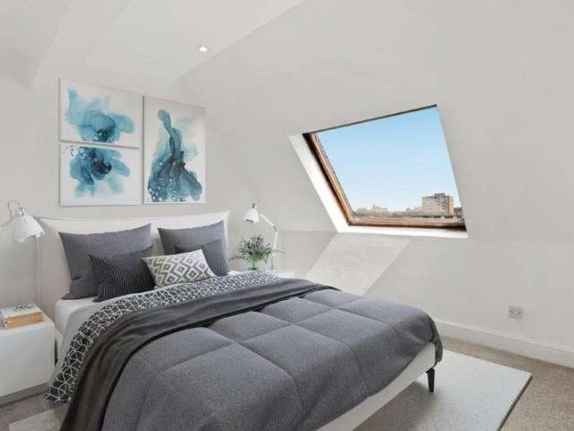 Flat for sale in Bethnal Green, Greater London