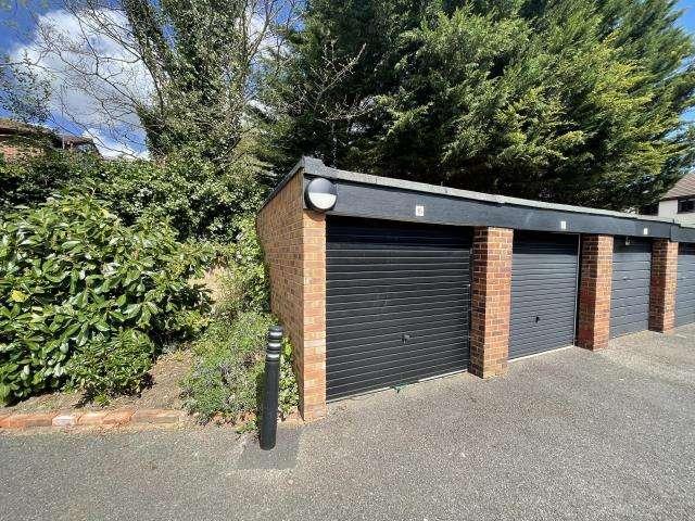 Flat for sale in Westfield, Woking