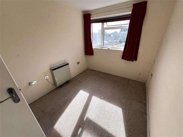 Flat for sale in Farlington, Portsmouth
