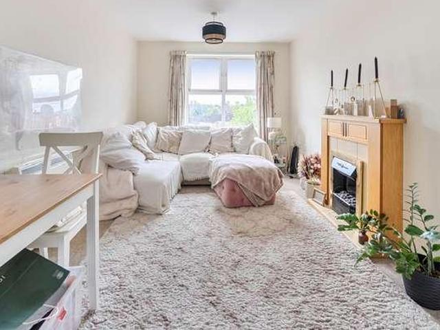 Flat for sale in Greenbank, Feckenham