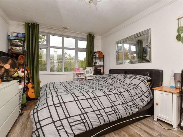 Flat for sale in London Borough of Sutton, Greater London