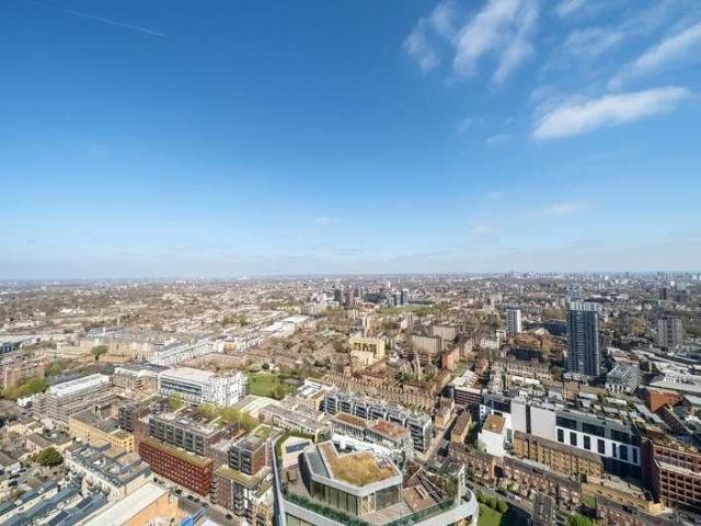 Flat for sale in Finsbury, Greater London