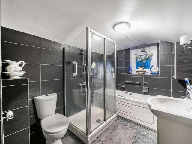 Flat for sale in Faringdon, Vale of White Horse