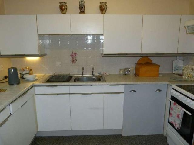 Flat for sale in East Cliff, Acol