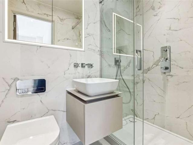 Flat for sale in Springfield Village, Greater London